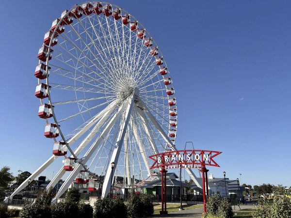 Ferris Wheel - Spinnaker Resorts Branson Vacation Package